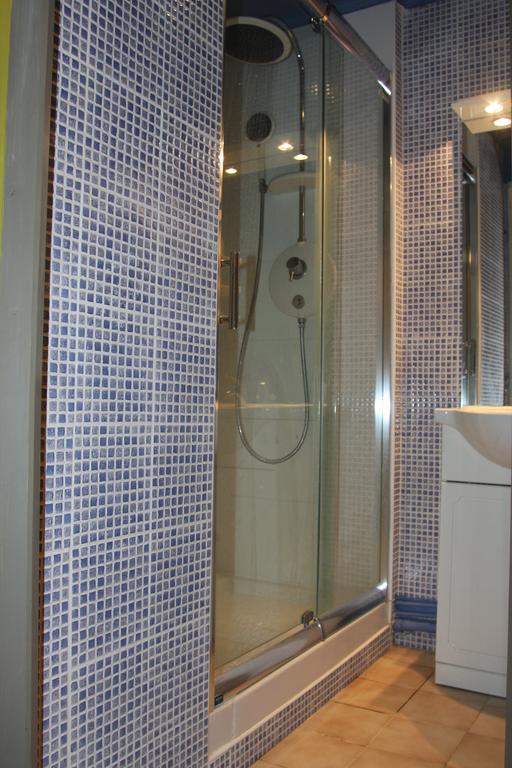 Pousterle De Sabran - Piscine & Hammam Διαμέρισμα Εξωτερικό φωτογραφία